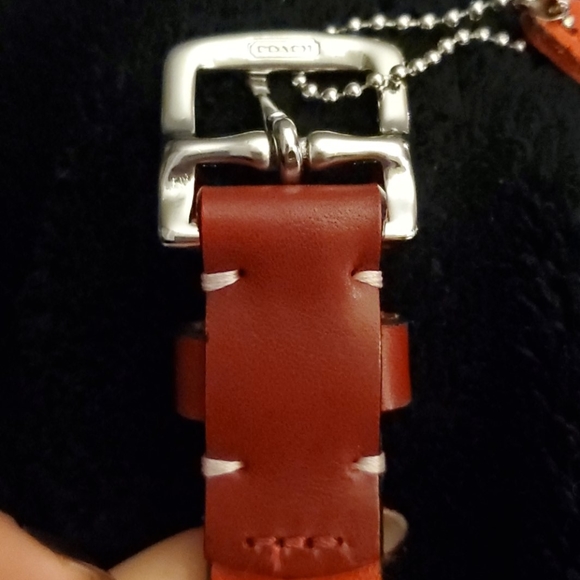 Burgundy leather Coach belt - Picture 3 of 3